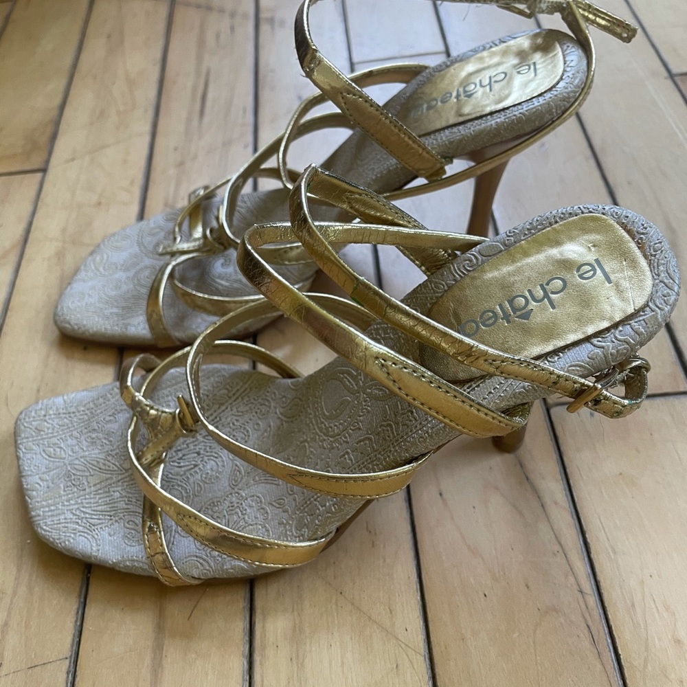 Shoes - Picture 3 of 3